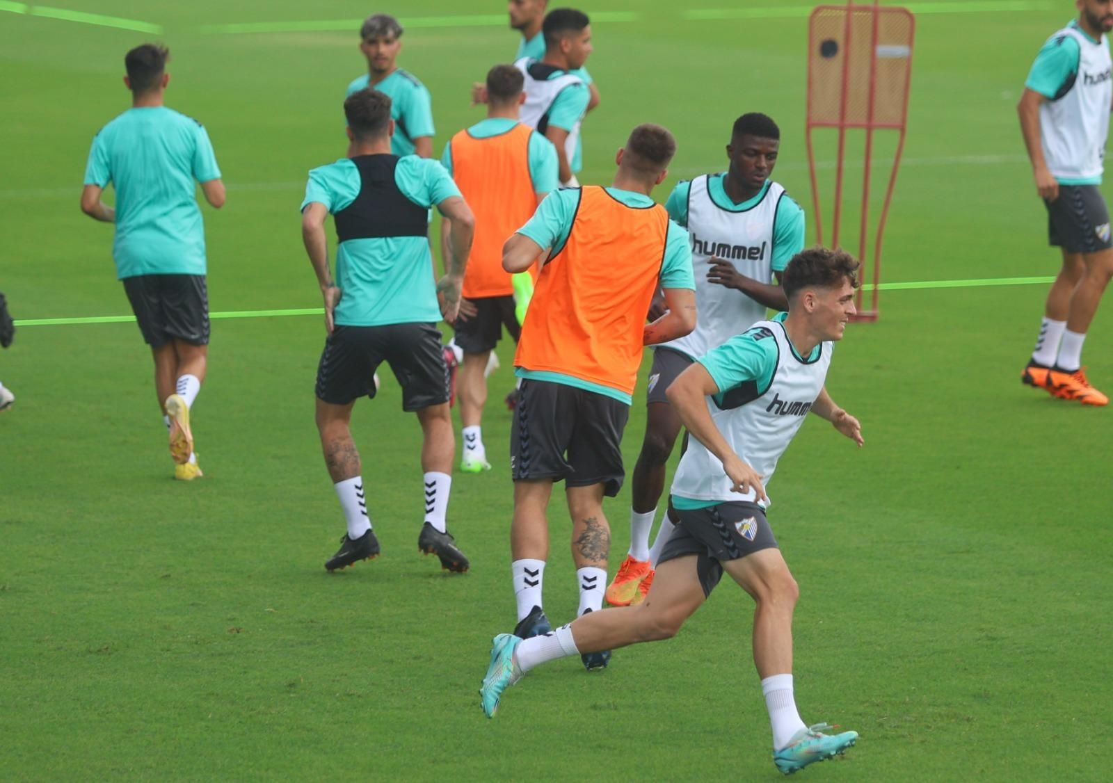 El Málaga CF vuelve a casa