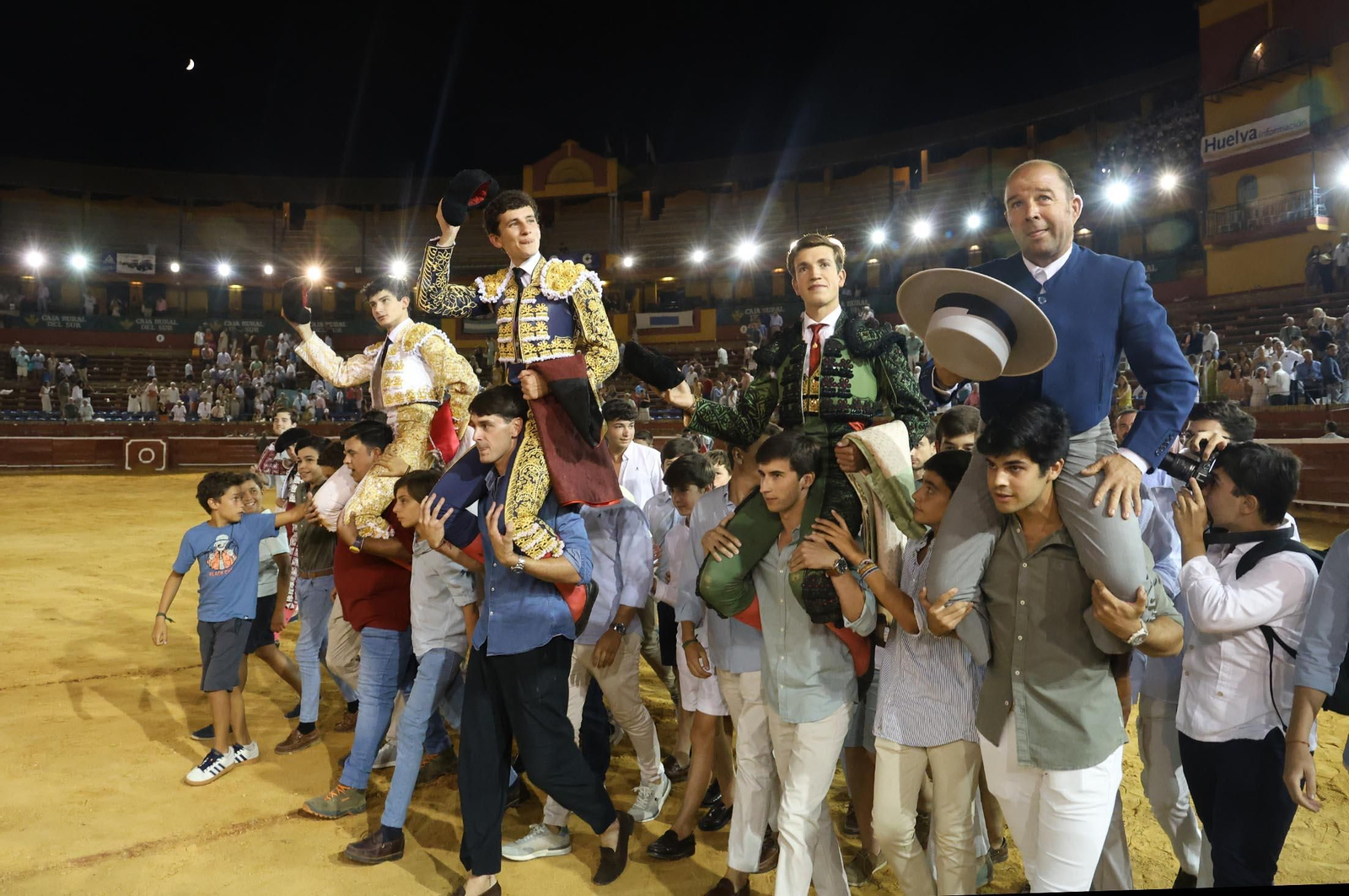 Toros La Merced 2025: Imágenes de la Novillada de Javier Zulueta, Cristian González y Carlos Tirado
