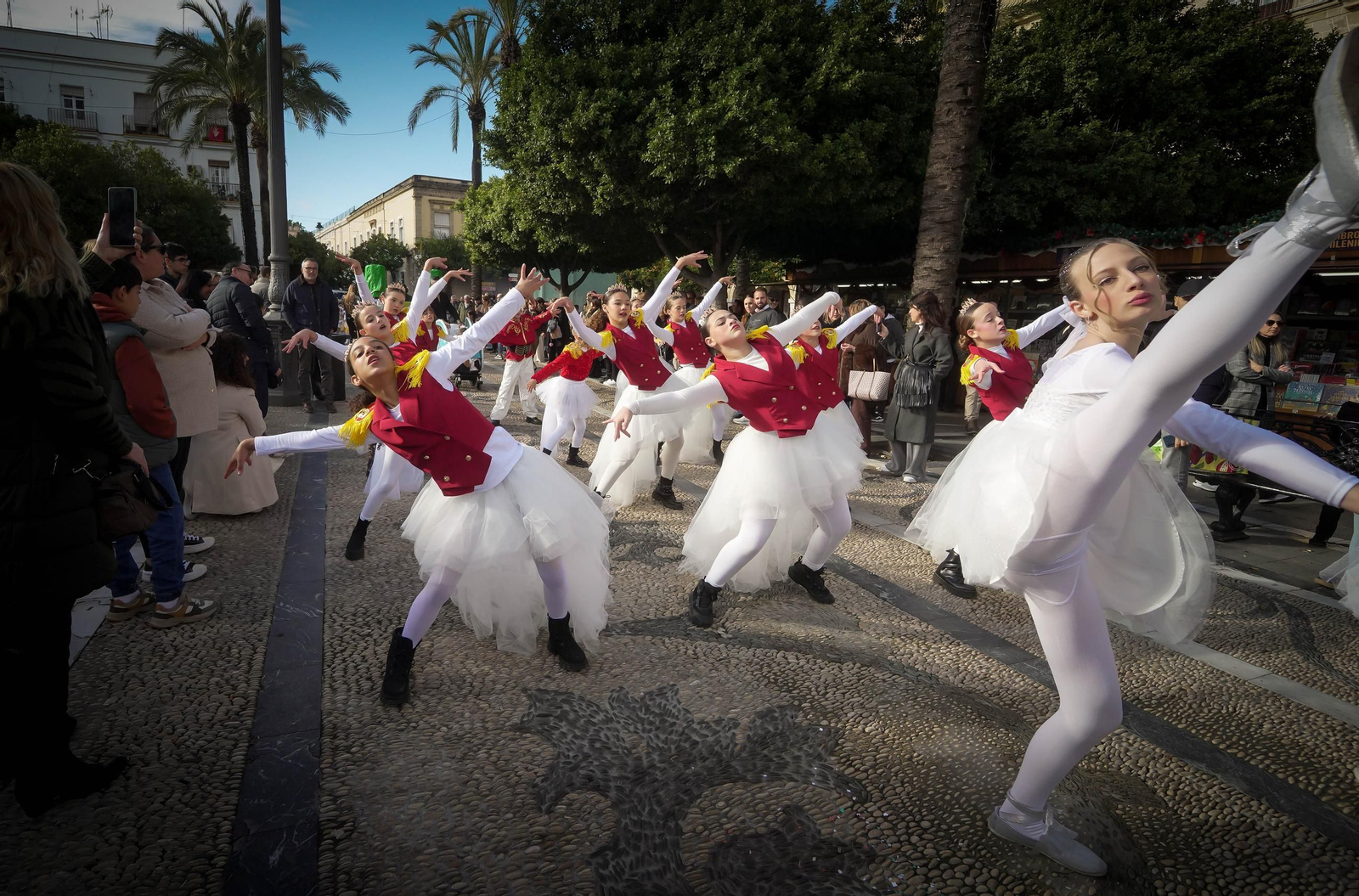 Imágenes del pasacalles Cascanueces en Jerez