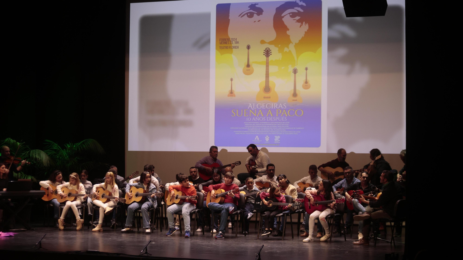 Las fotos del acto homenaje a Paco de Lucía  "Guitarras al cielo"