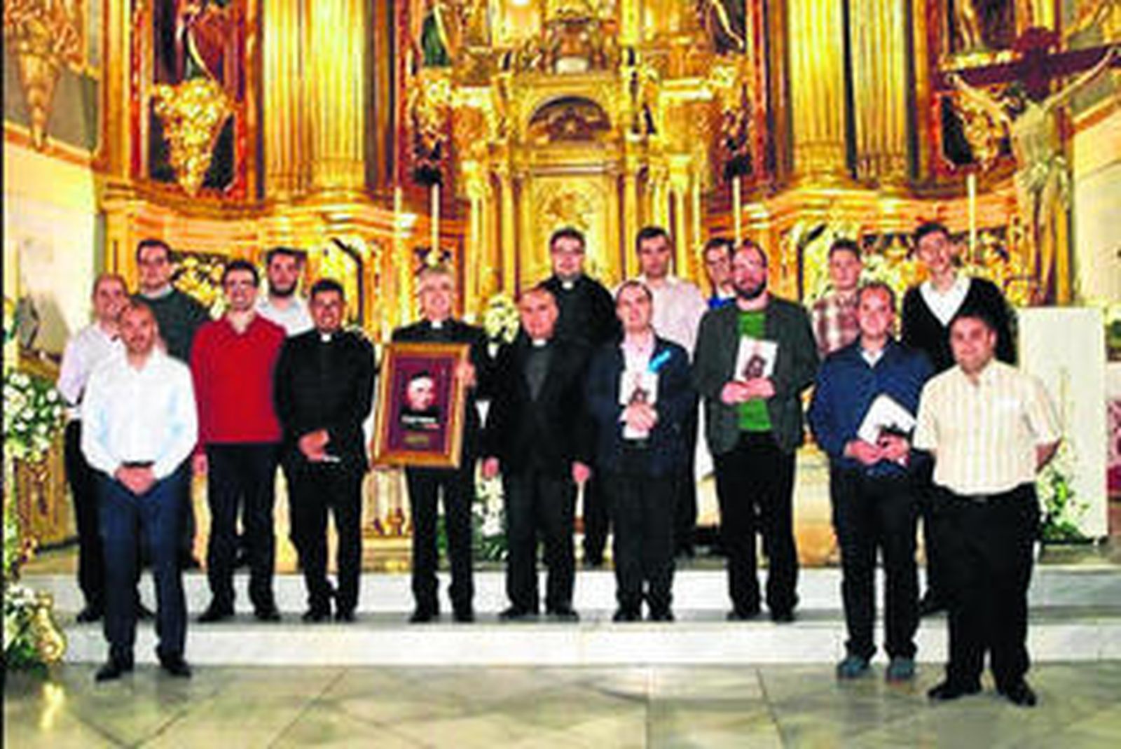 Miembros del seminario mayor en la iglesia de Huércal-Overa.