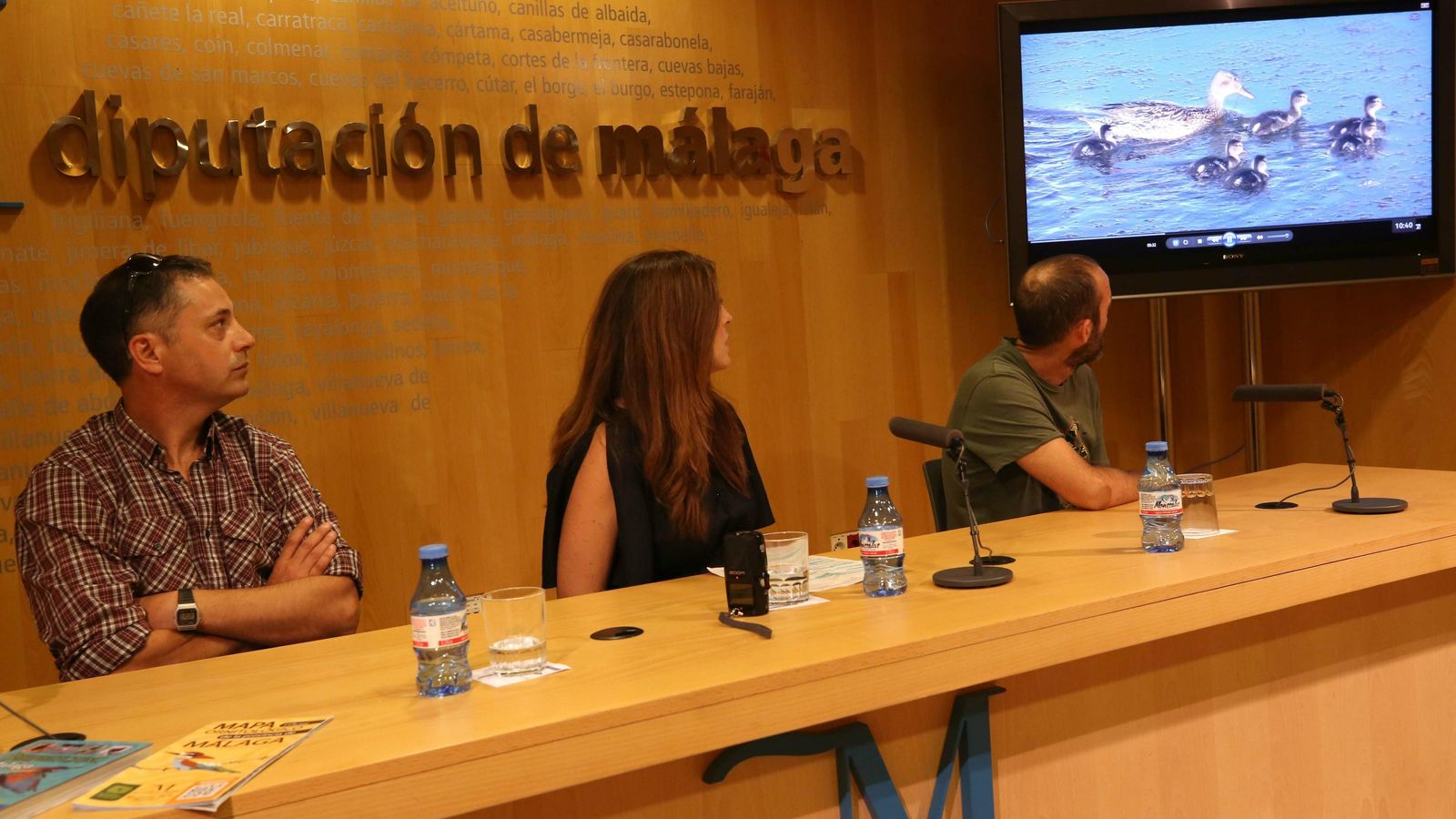 Presentación de los vídeos sobre aves en la Diputación de Málaga.