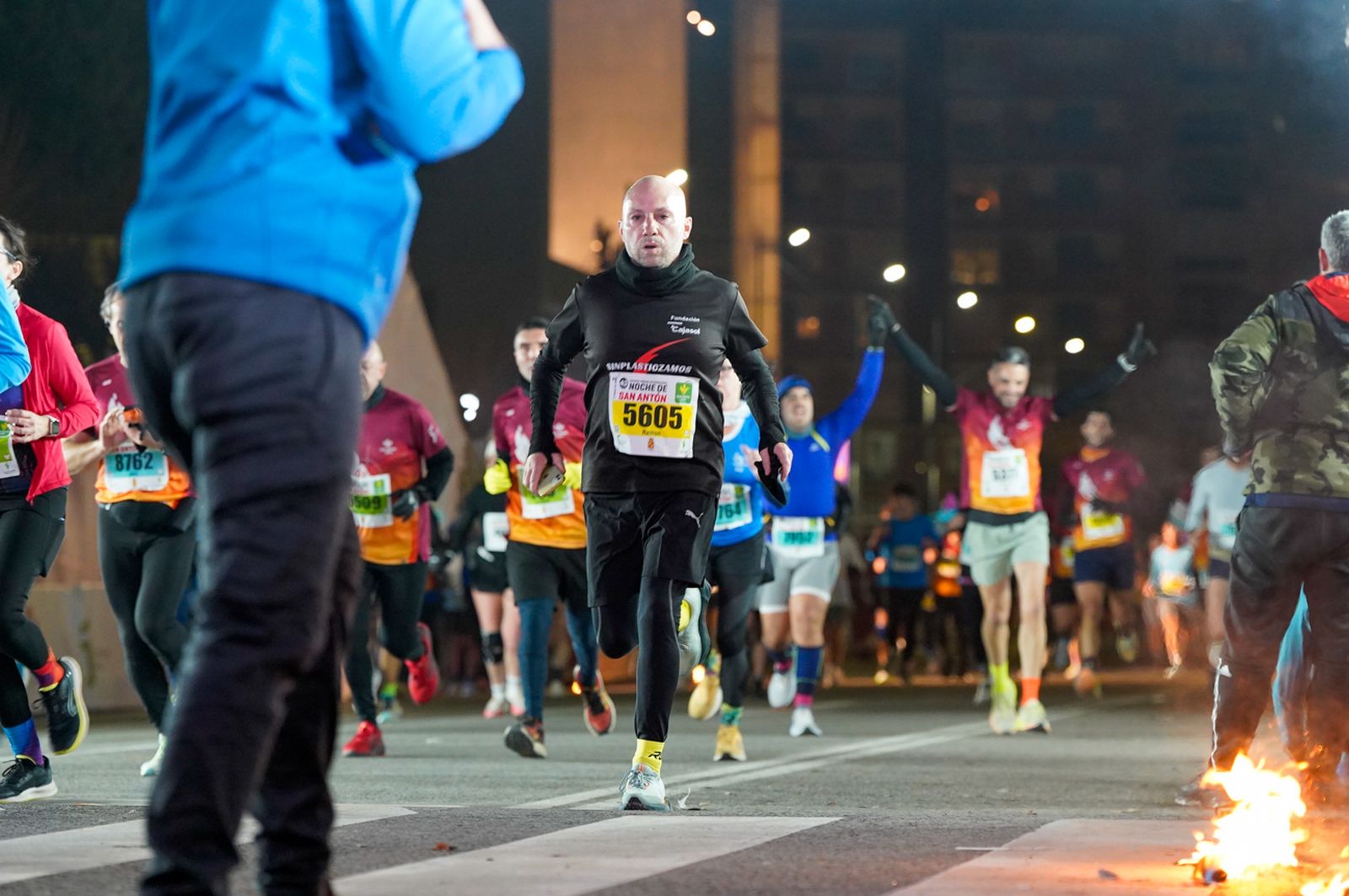 En imágenes: búscate en tu llegada a meta de la Carrera de San Antón 2026 (12)