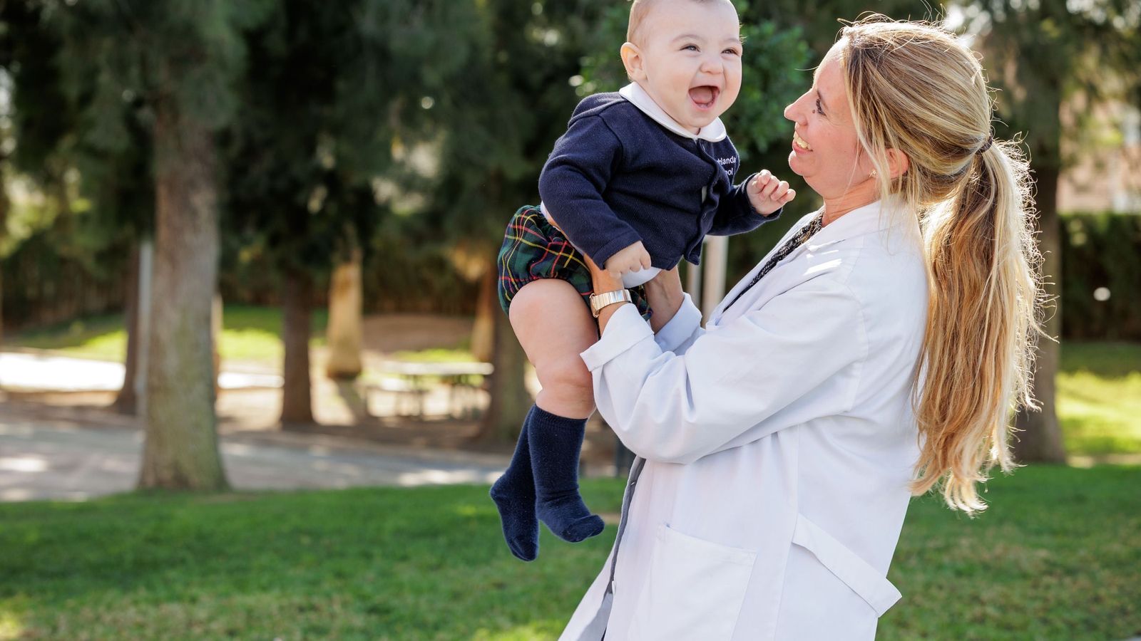 Apuesta por un modelo educativo que combina trilingüismo.