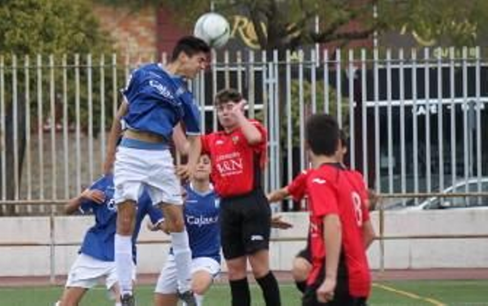 El primer derbi oficial entre XCD y XDFC, de cadetes