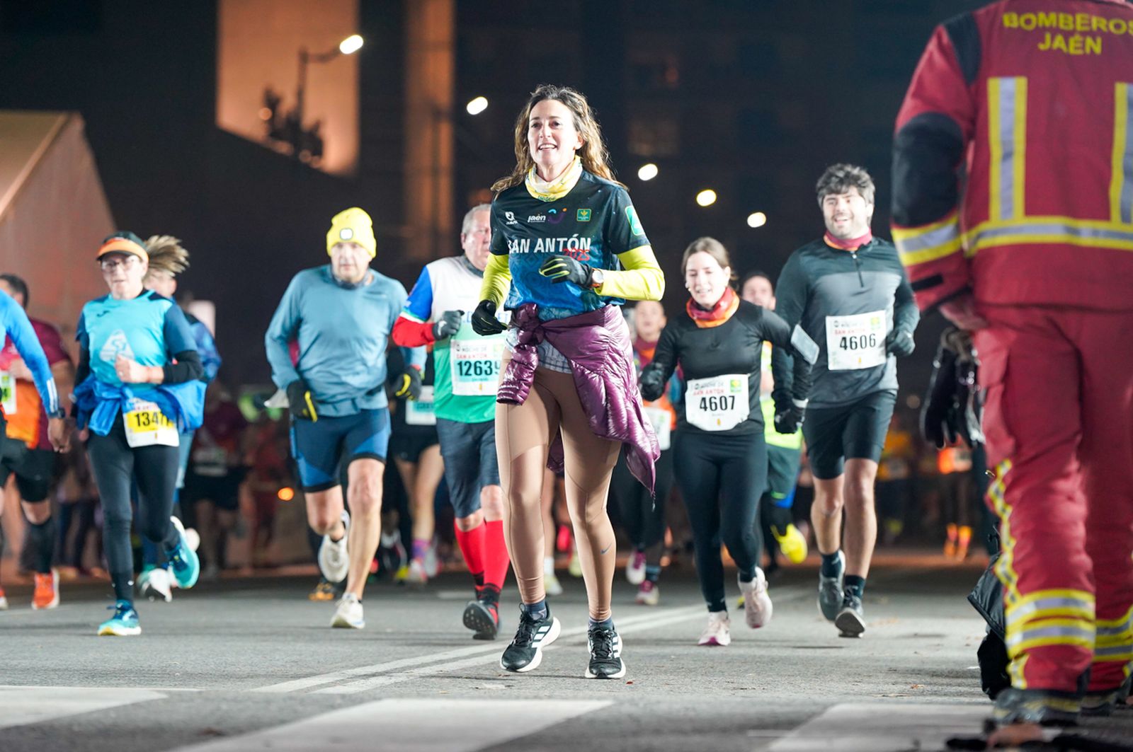 En imágenes: búscate en tu llegada a meta de la Carrera de San Antón 2026 (15)