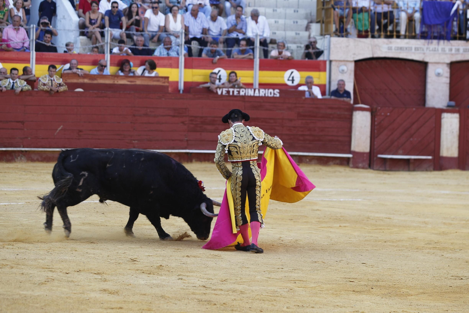 Fotogalería segunda corrida de toros. Feria de Almeria 2019