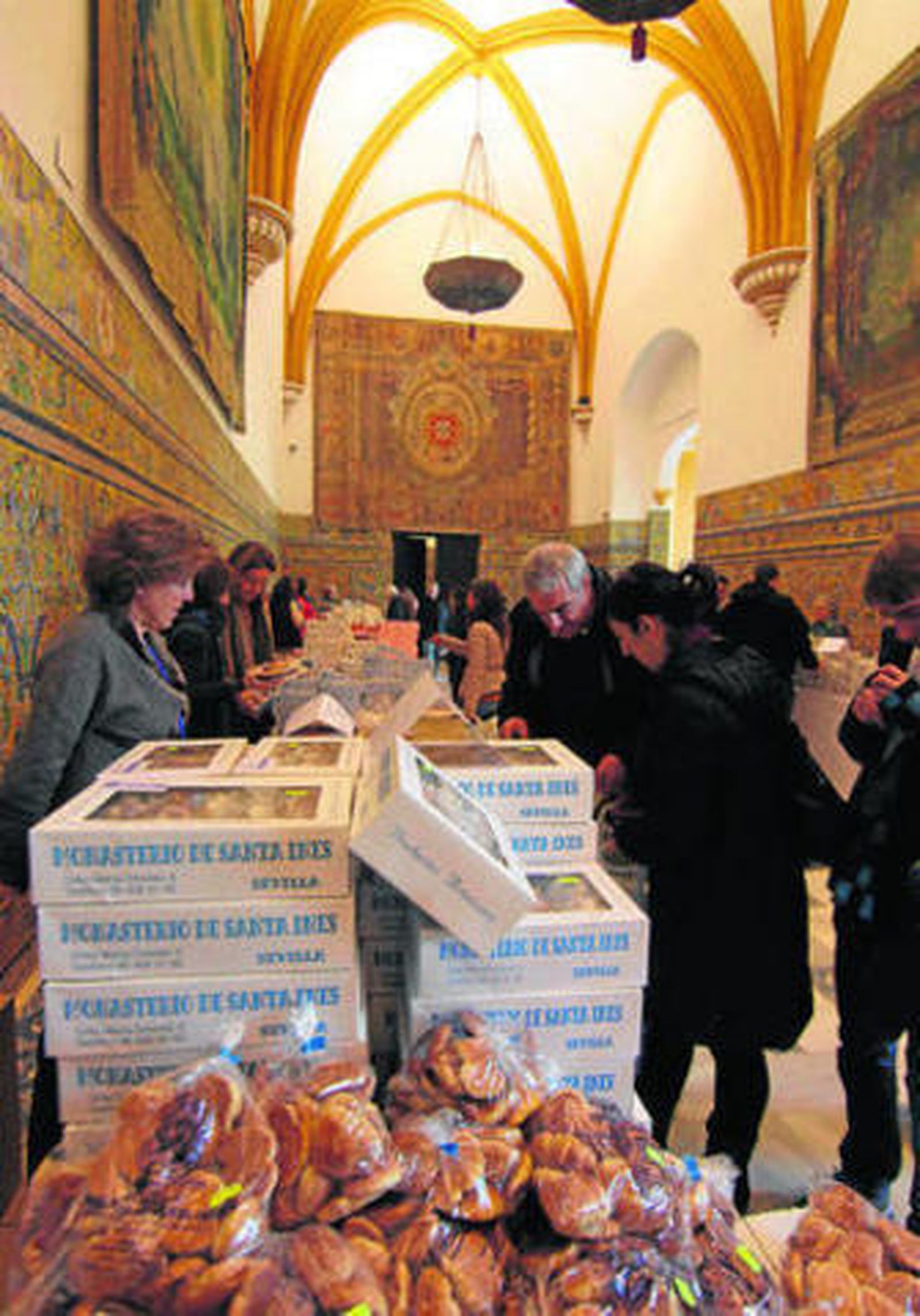 Una veintena de conventos exponen sus artículos en esta cita.