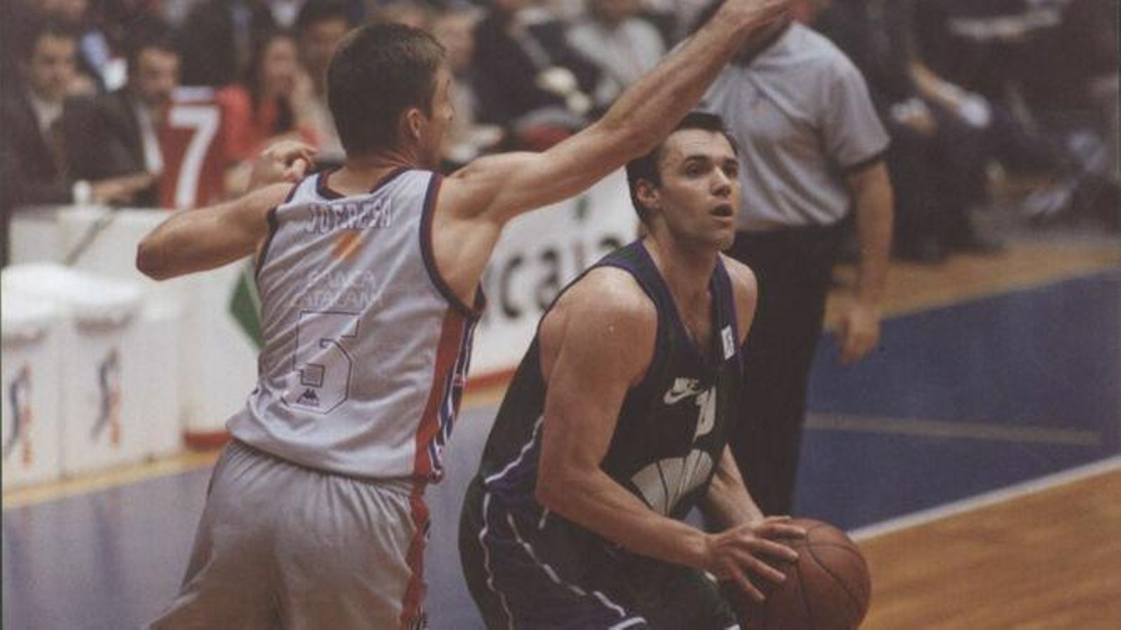 Serguei Babkov, en un partido ante el Barcelona en Ciudad Jardín.