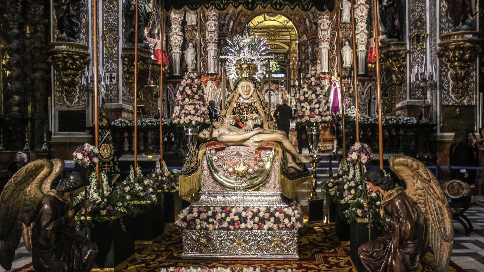 Veneración Extraordinaria de la Virgen de las Angustias, Patrona de Granada, tras su restauración. Mayo 2024.