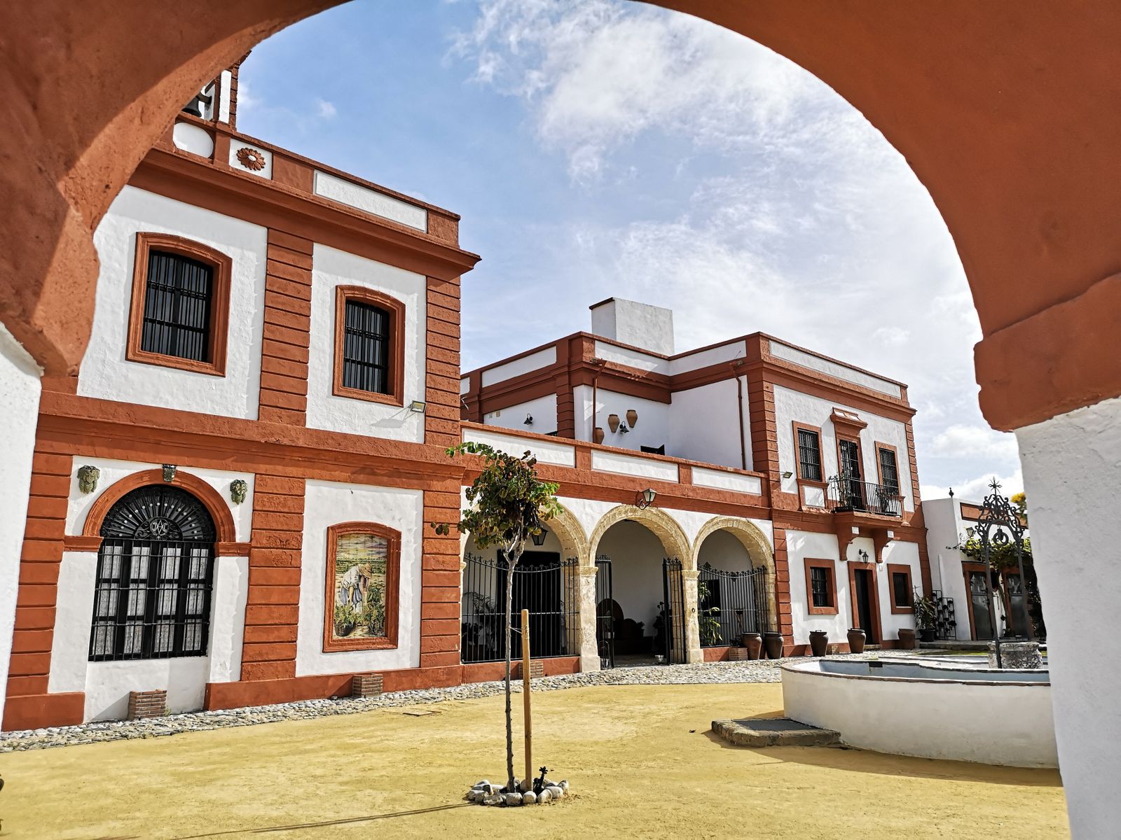 Una imagen de la casa de viña La bendita locura.