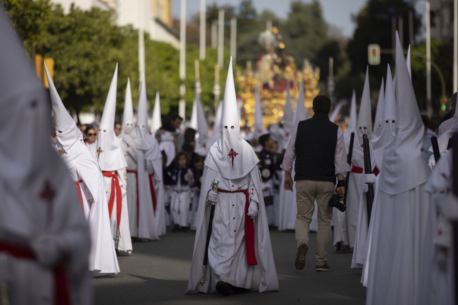 Lunes Santo: Tres Caídas en Huelva, en imágenes