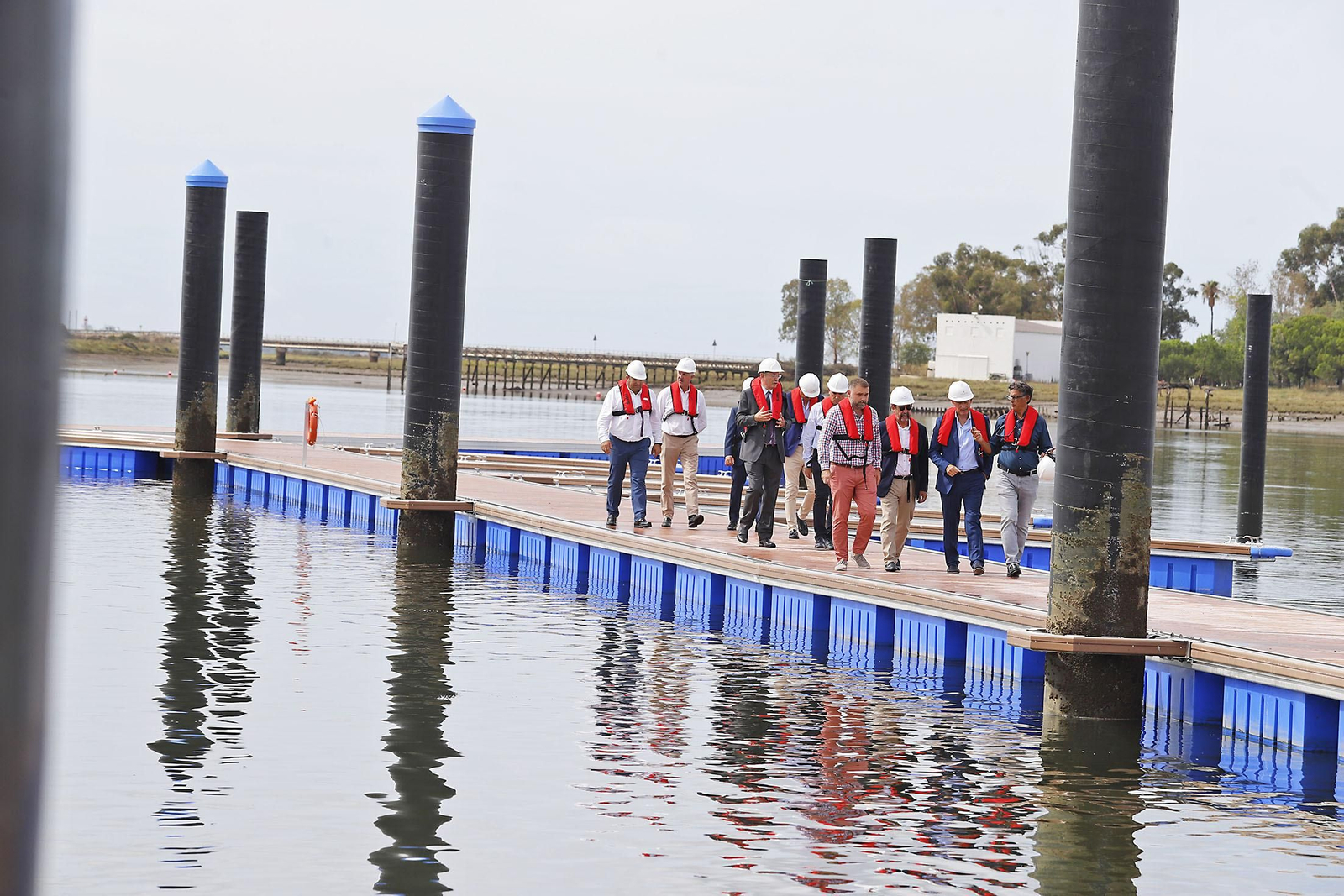 Visita a los avances de las obras de la Marina Deportiva del Odiel.