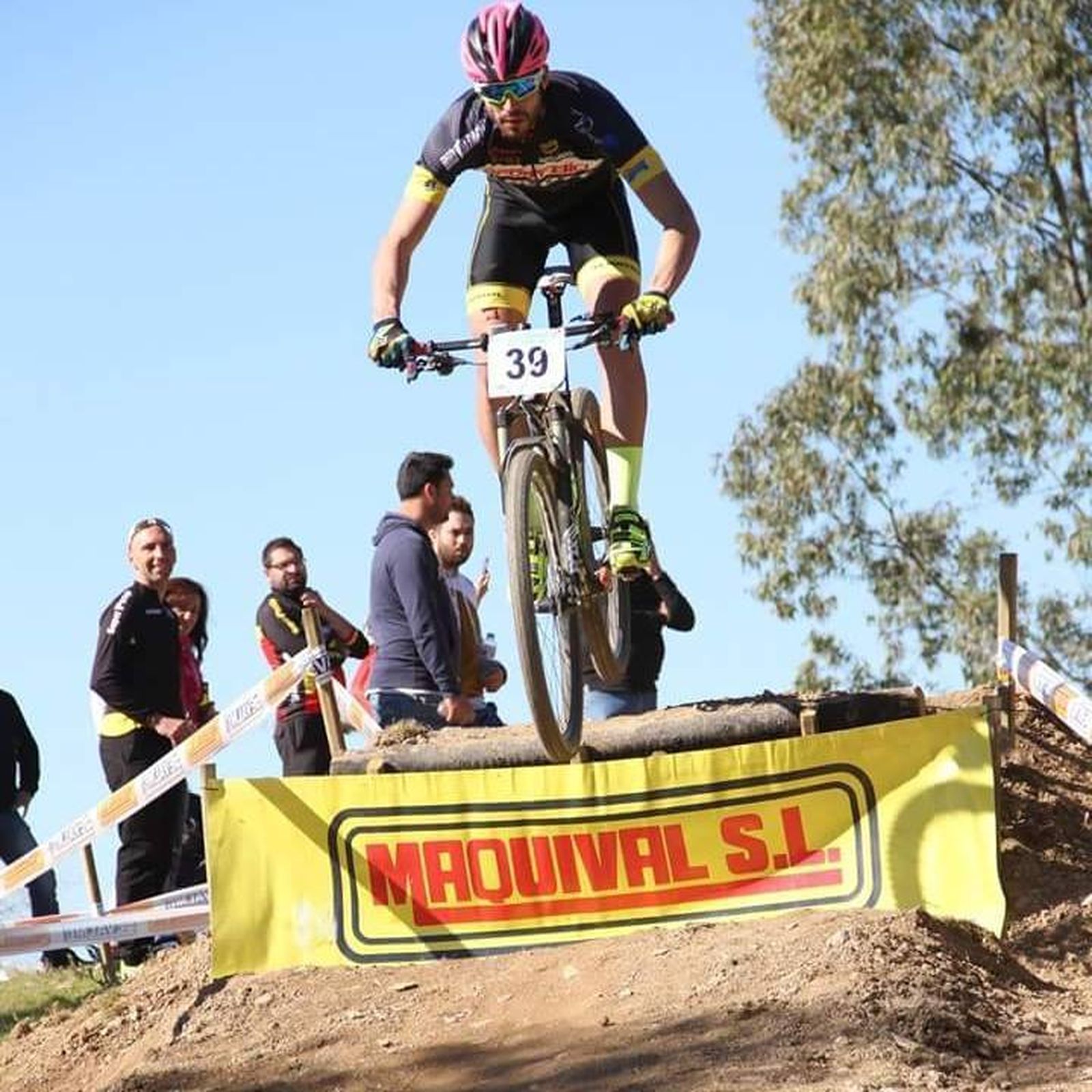 Gil empezó ganando en Aljaraque y se llevó el título en este Open andaluz.
