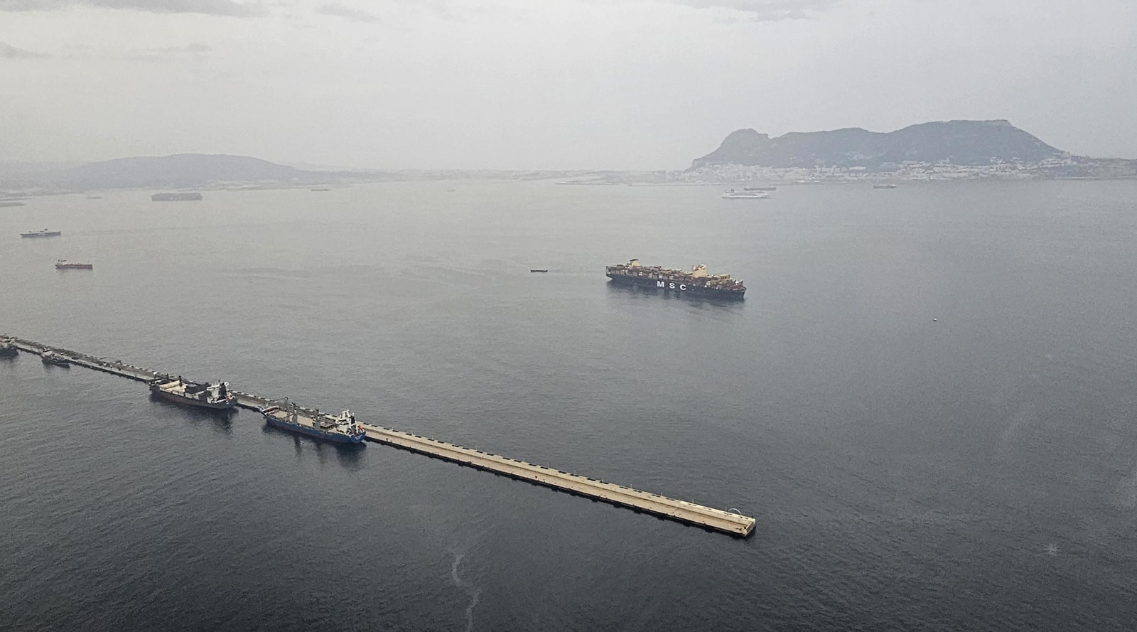 Las fotos del estrecho de Gibraltar, a vista de helicóptero: Ceuta y la bahía de Algeciras