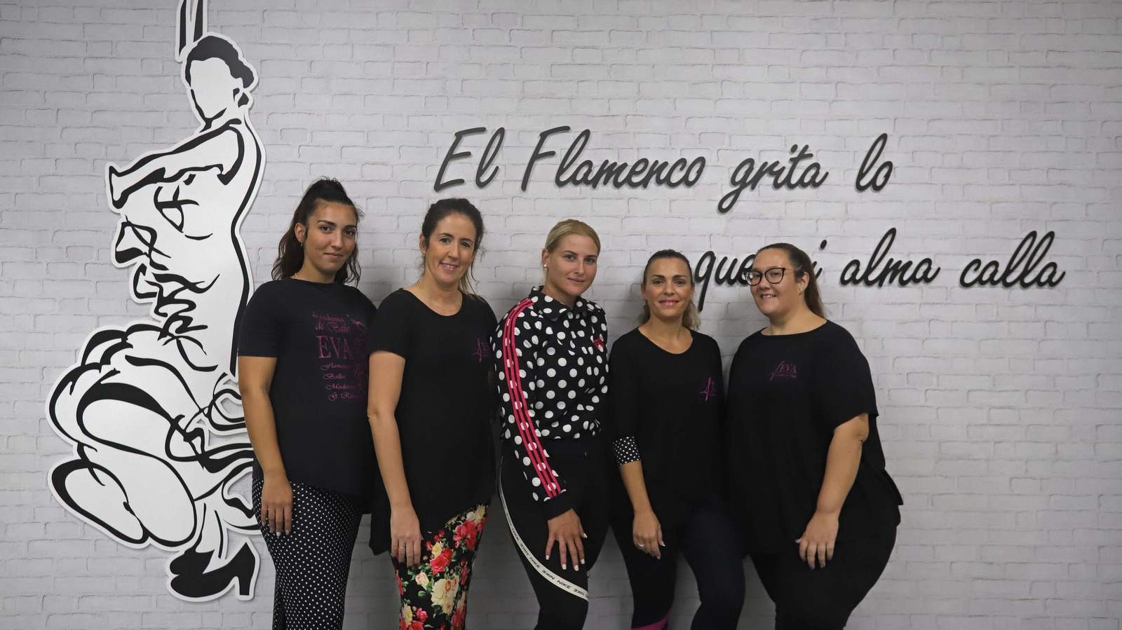 Fotos de la Academia de Baile Eva en La Línea