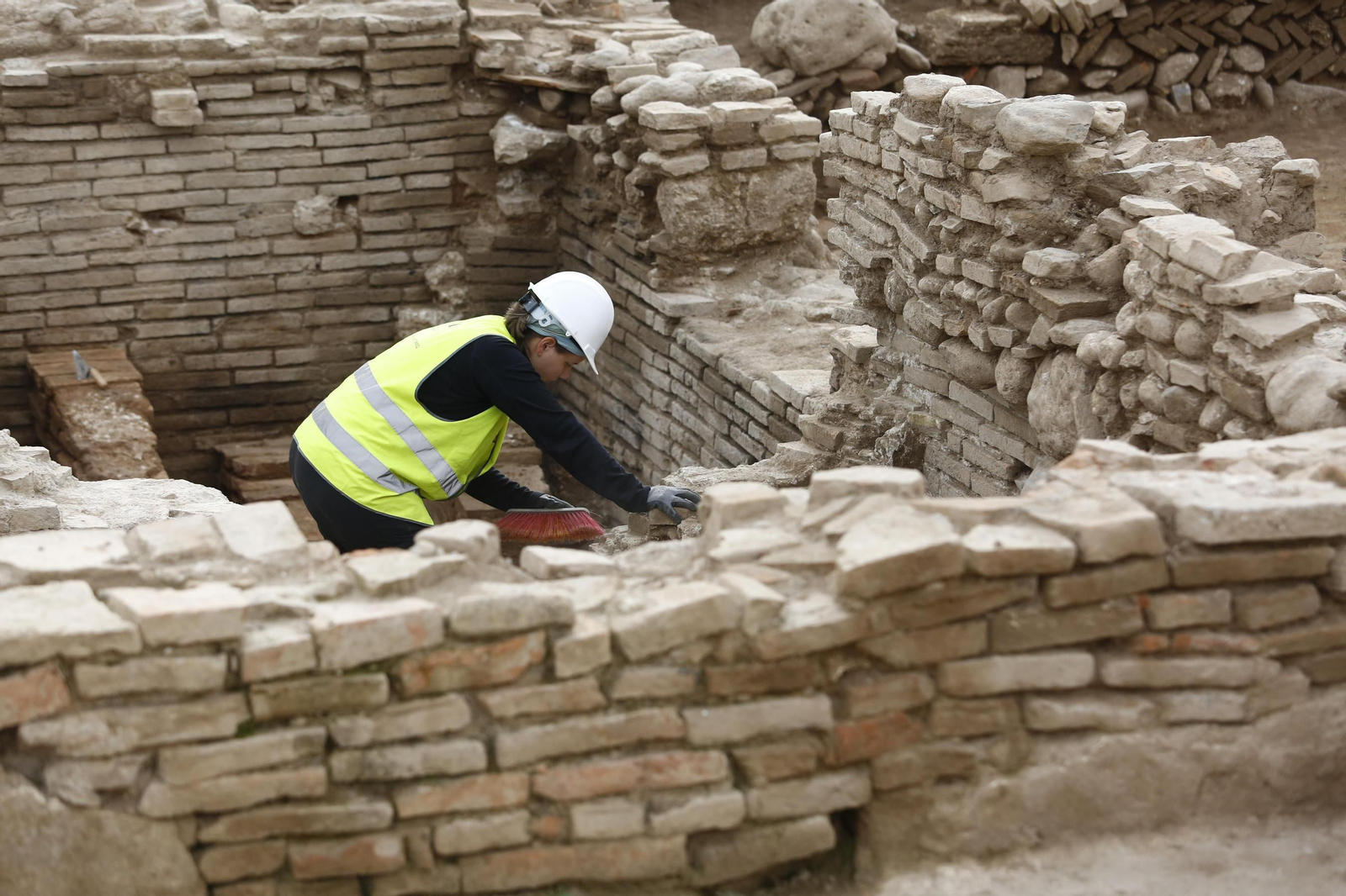 Las imágenes de las termas romanas  Los Mondragones