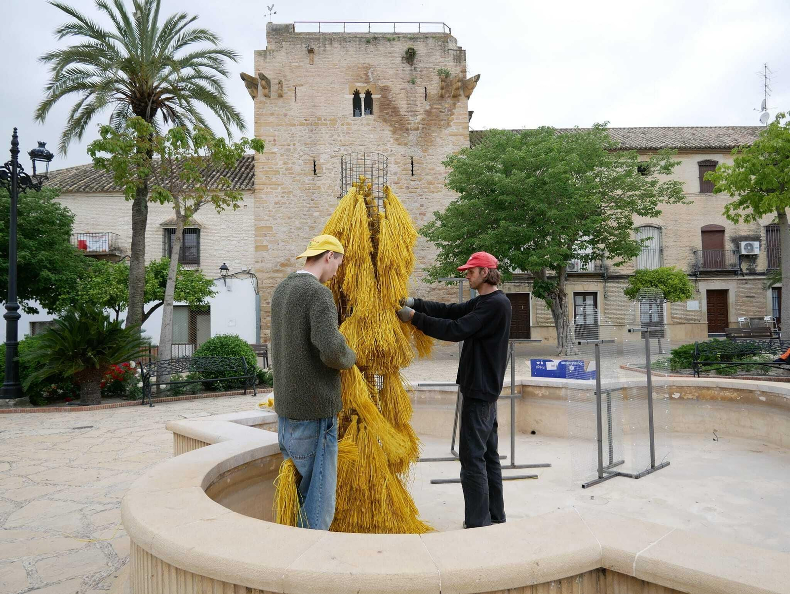 Un paseo en imágenes por las Calles en Flor de Cañete de las Torres
