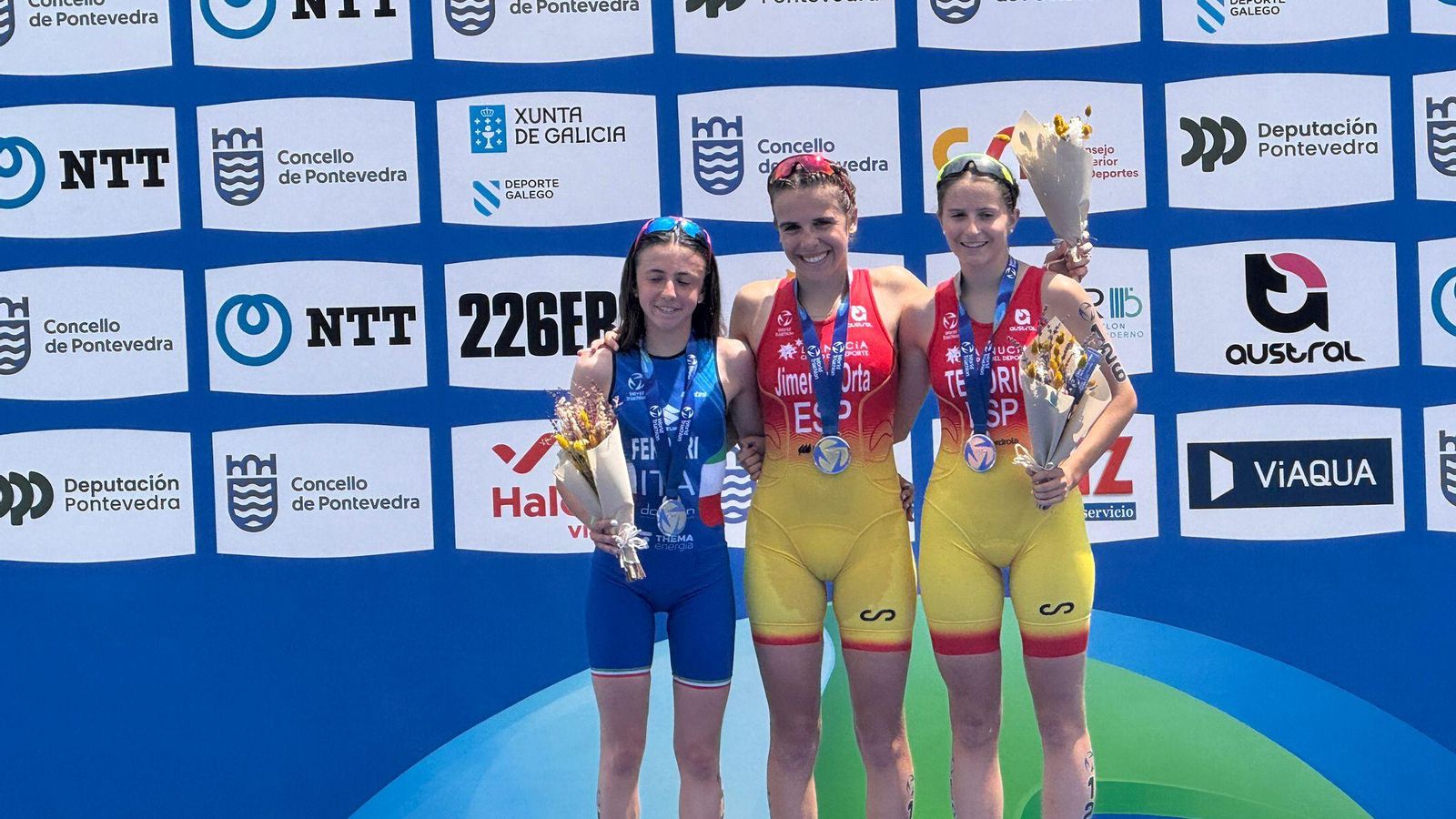 El podio con la sevillana Cristina Jiménez junto a la italiana Sofía Ferrari y la española María Tenorio El podio con la sevillana Cristina Jiménez junto a la italiana Sofía Ferrari y la española María Tenorio