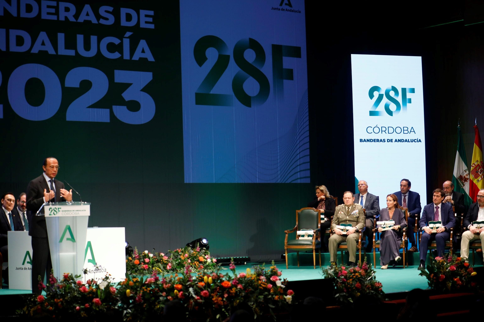 La entrega de las Banderas de Andalucía en Córdoba por el 28F, en imágenes