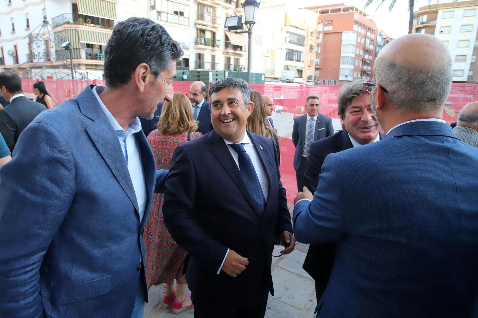 Imágenes de la recepción a los invitados a la gala de los Onubenses del Año