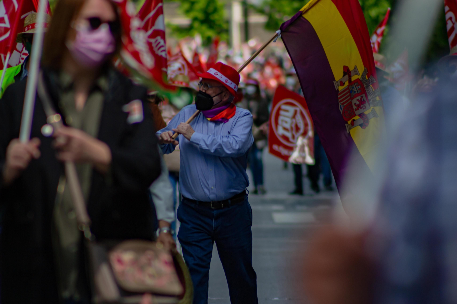Fotos: Manifestación del 1º de Mayo en Granada