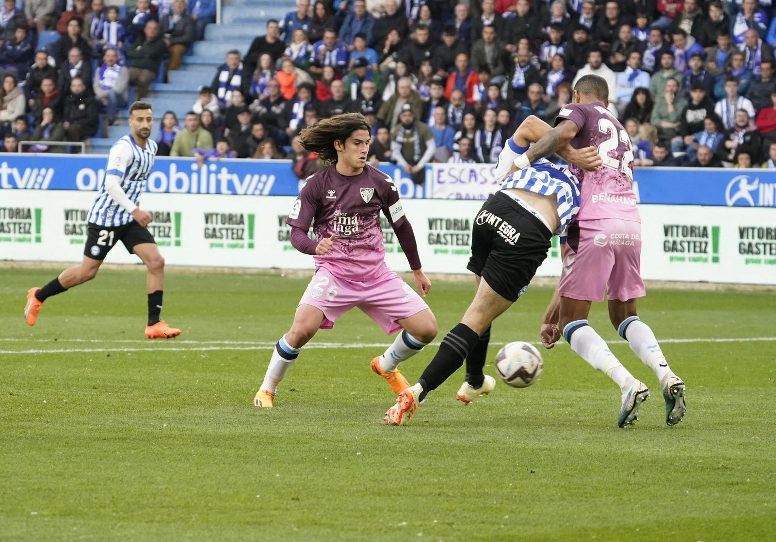 El Alavés - Málaga CF, en fotos