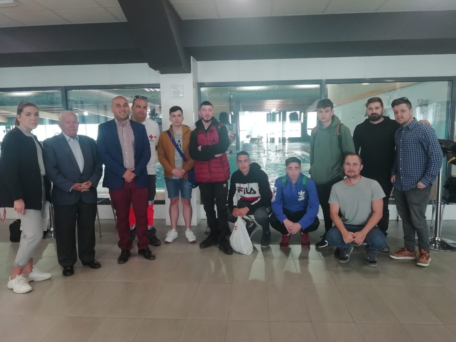 Foto de grupo con motivo de la presentación del curso.