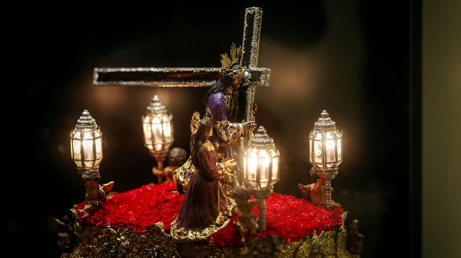 Ya puede verse 'Semana Santa en miniatura' en los claustros de Jerez