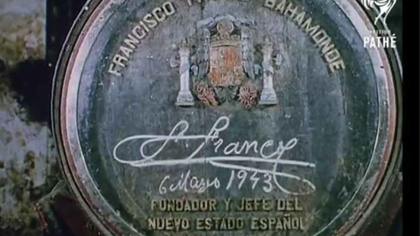 Bota con la firma del dictador, 1943.