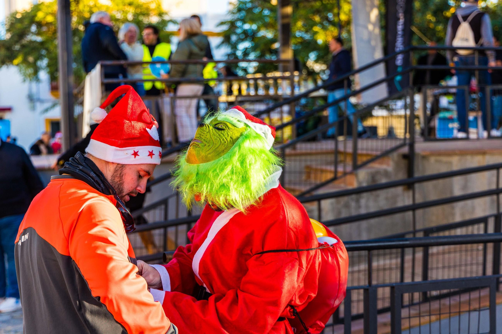 Gran ambiente en la Carrera Solidaria de la Divina Pastora en San Fernando