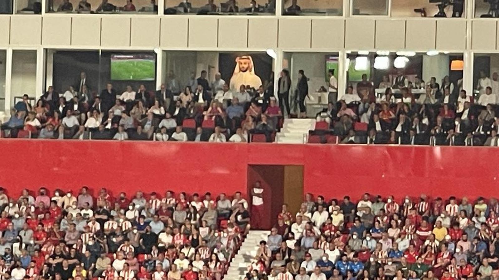 Foto de Turki en el palco.