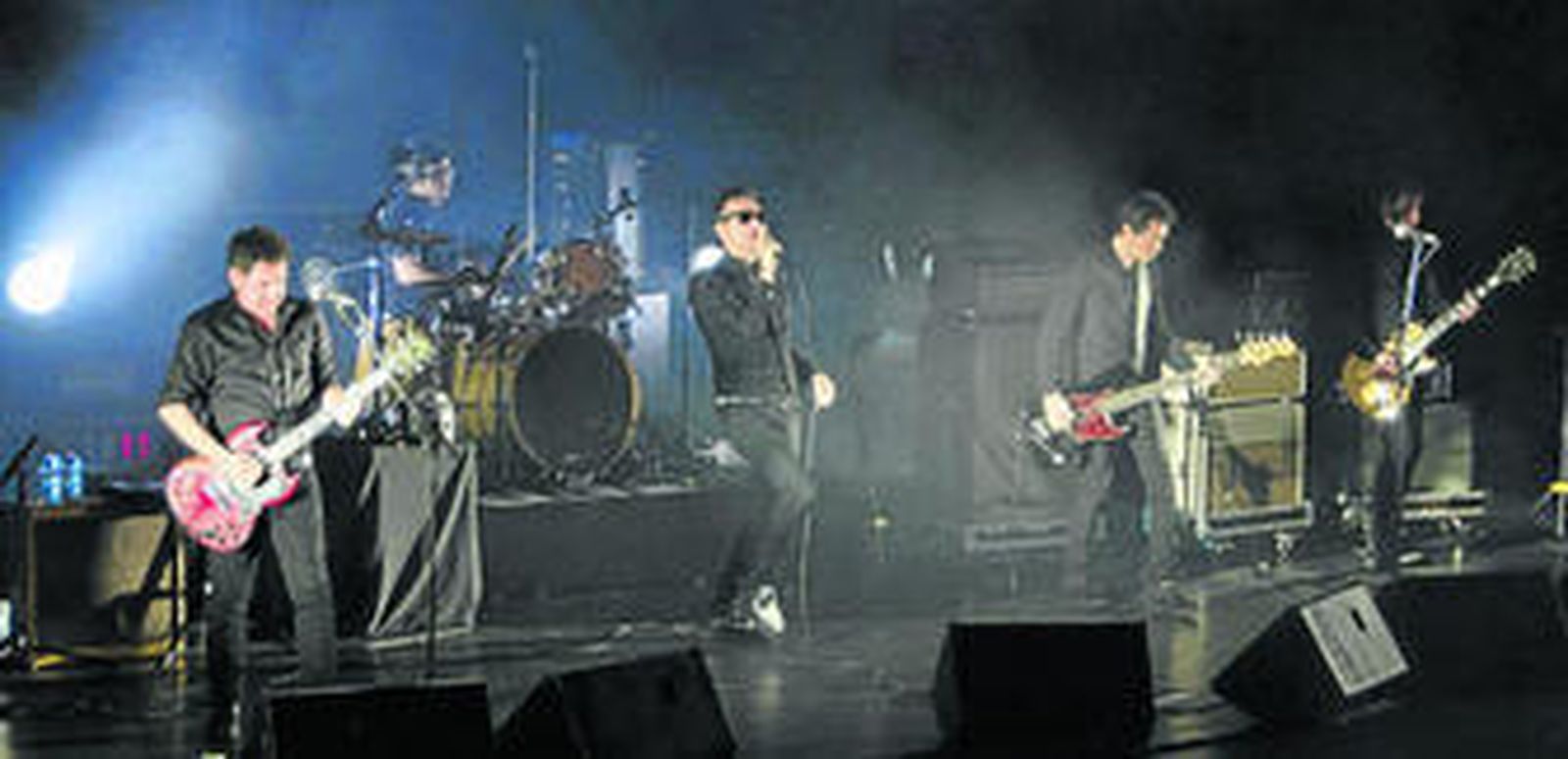 El grupo 091 durante su actuación el pasado viernes en el Auditorio Maestro Padilla.