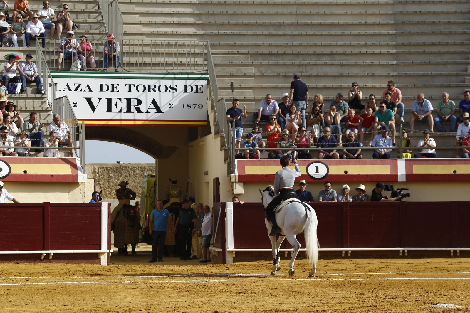 Corrida de toros en Vera, en imágenes