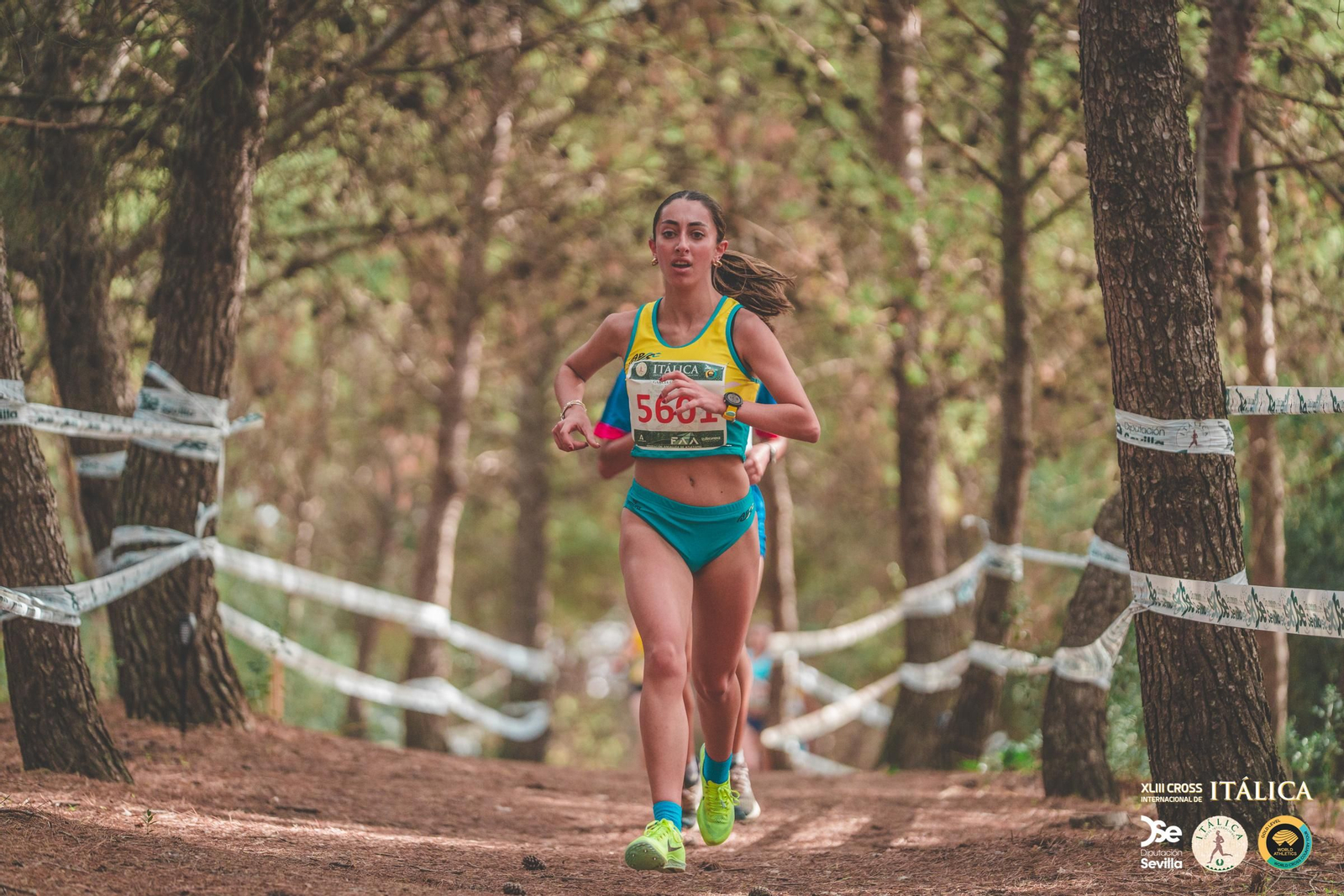 Búscate en las fotos del Cross de Itálica 2025 | 4