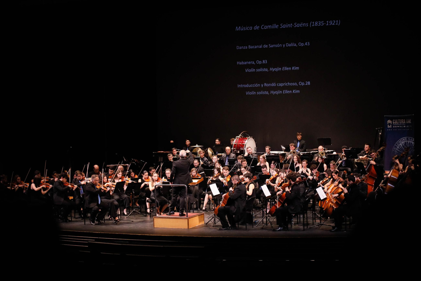 El concierto de la Orquesta de la UAL en el Auditorio Maestro Padilla, en imágenes