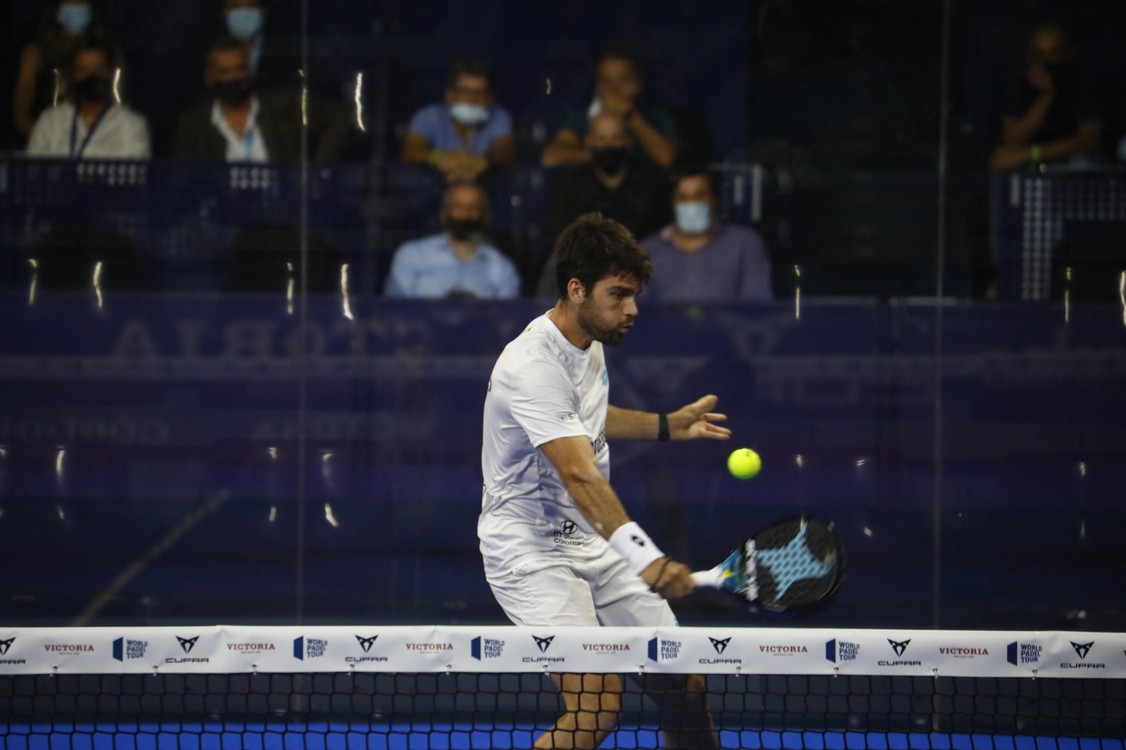La cara y la cruz de Javi Garrido y Xisco Gil en el World Padel Tour de Córdoba, en imágenes