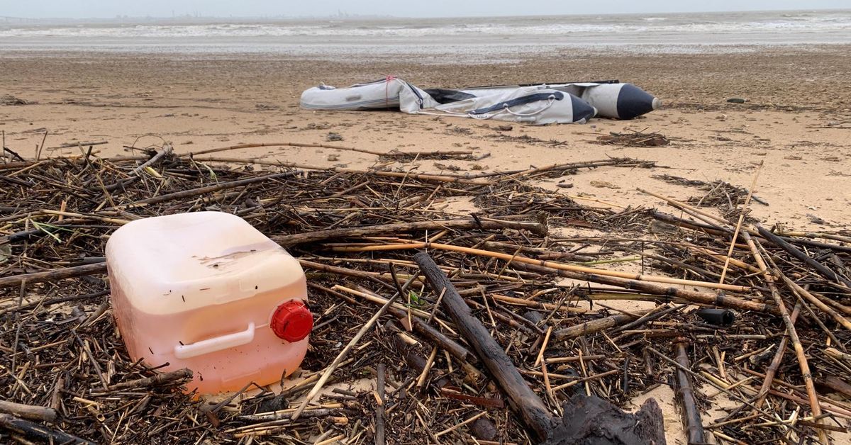 Así están las playas de El Puerto tras los fuertes temporales