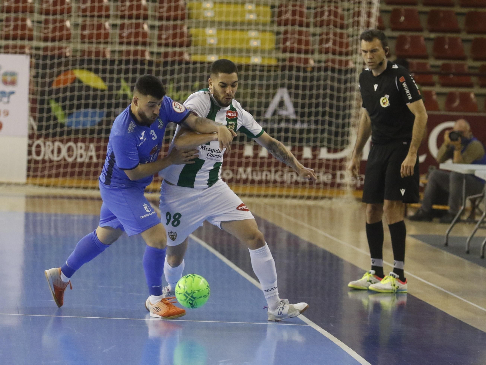 Las imágenes del empate del Córdoba Futsal ante Viña Albali Valdepeñas en Vista Alegre