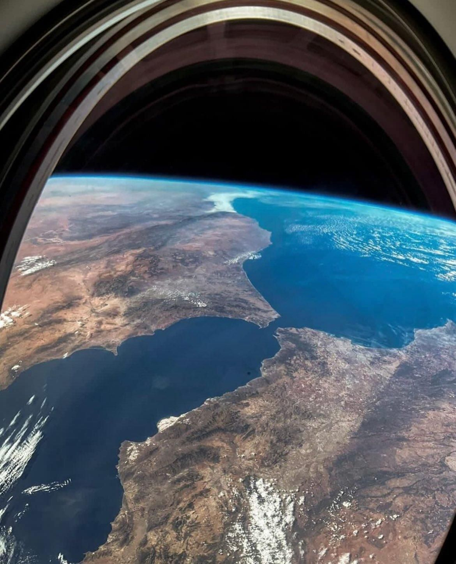 Vistas del Estrecho de Gibraltar desde una misión espacial. Vistas del Estrecho de Gibraltar desde una misión espacial.