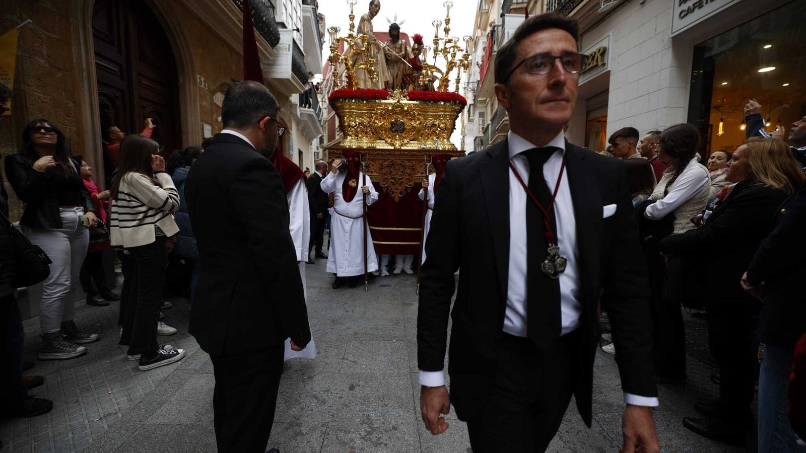 Manuel Ruiz Gené, con la medalla de Melchor Mateo Roldán.