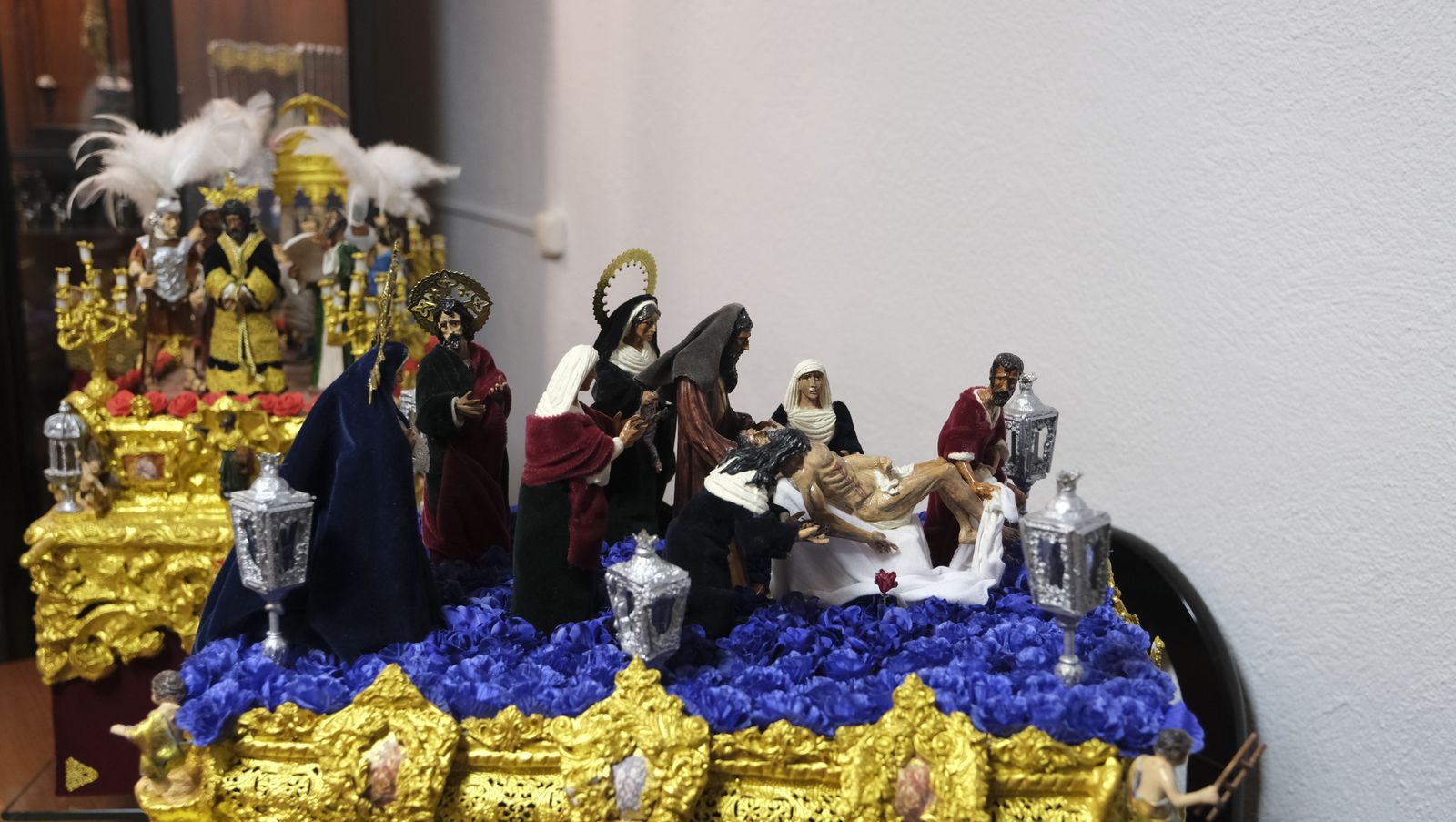Fotogalería de la colección en miniatura de la Semana Santa de Almería.