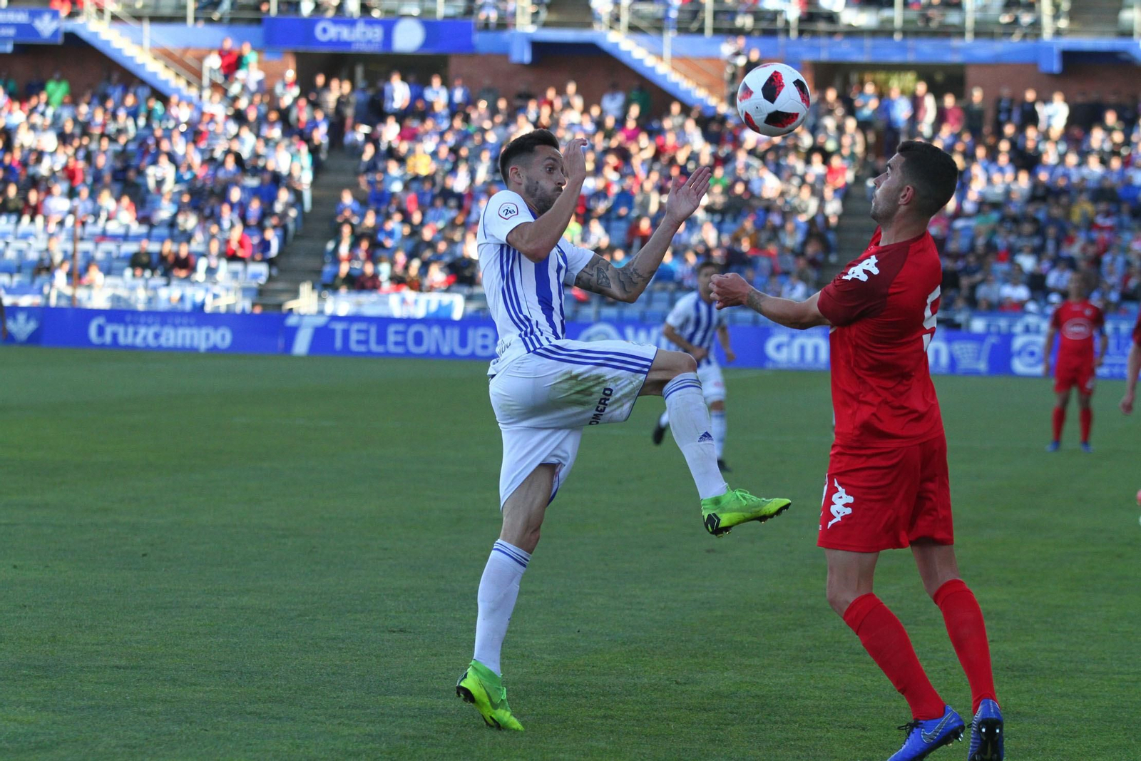 Imágenes del encuentro entre el Recreativo de Huelva y el San Fernando