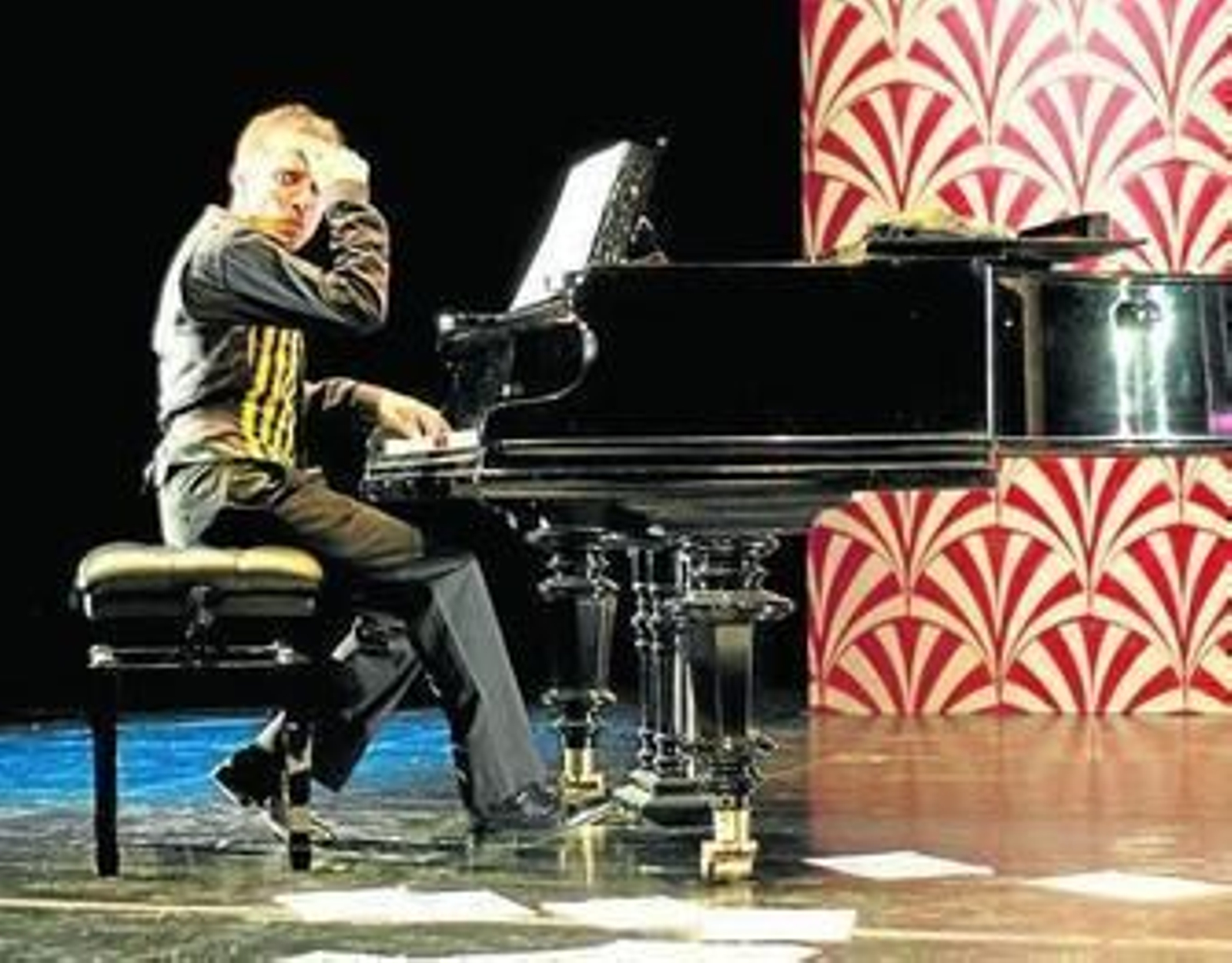 El pianista muestra un enorme talento.