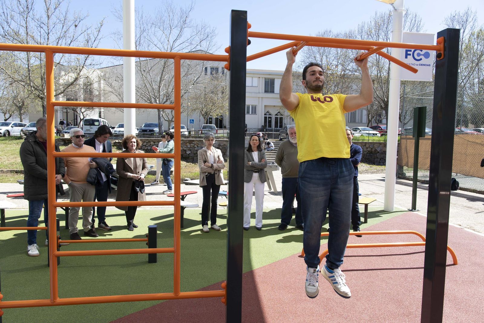 El parque de calistenia del Campus de Rabanales, en imágenes