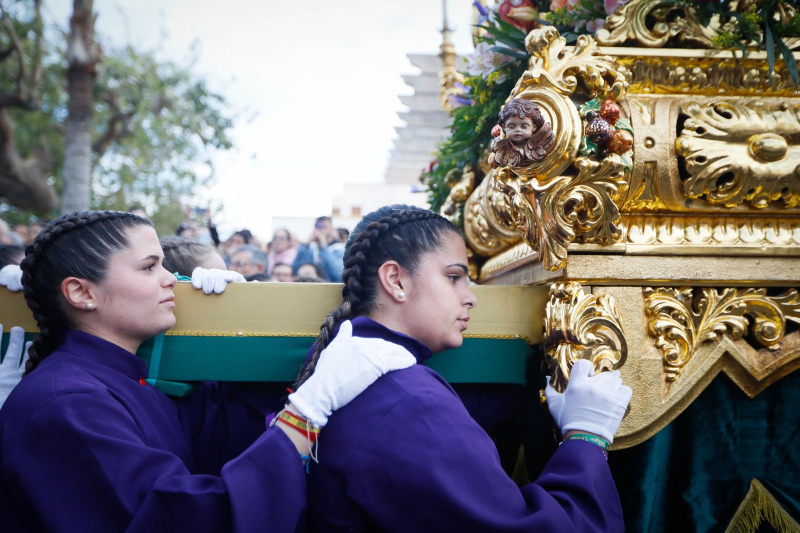 La procesión del Encuentro, en imágenes