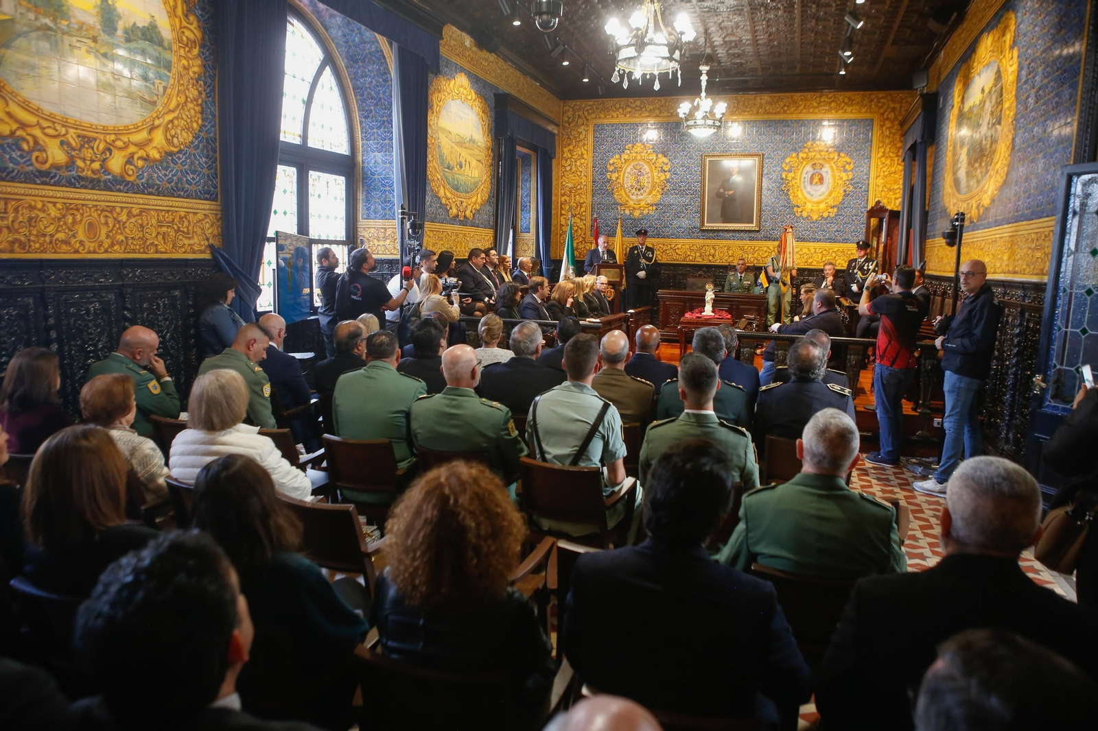 Fotos del Lunes Santo en Algeciras: La legión