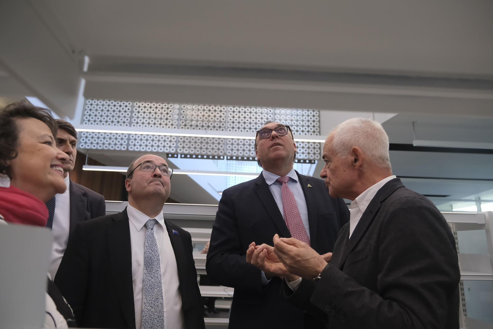 La entrega de la llave de la Biblioteca del Estado de Córdoba, en imágenes