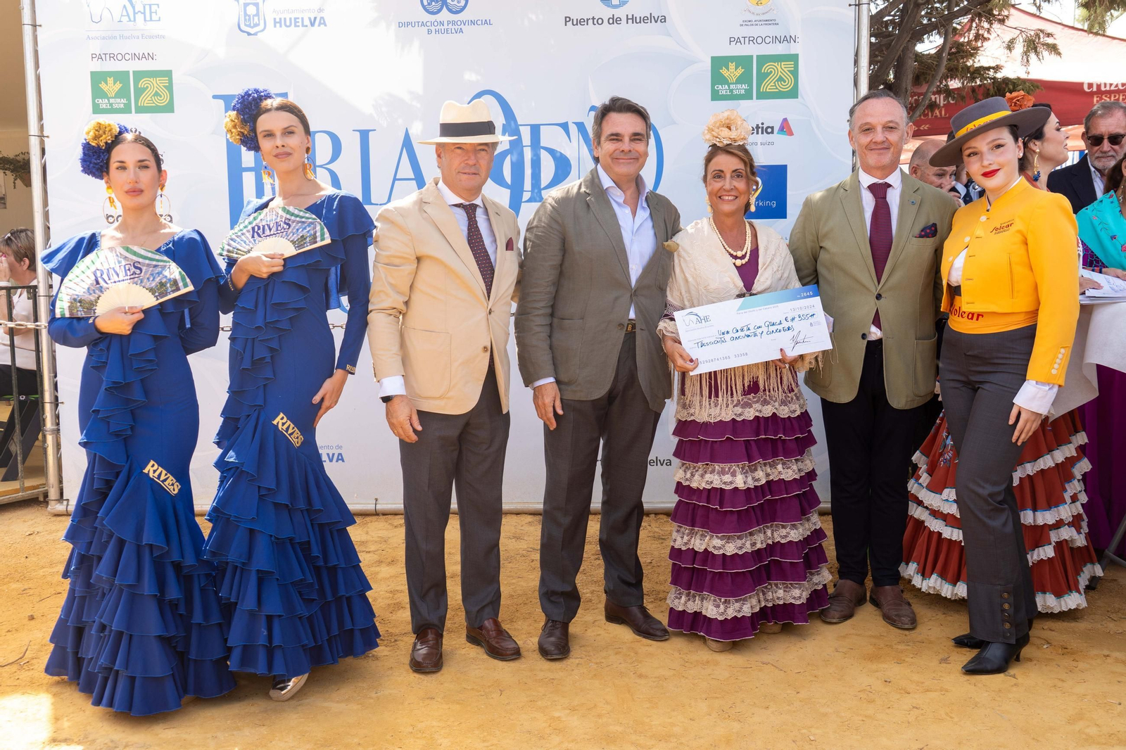 Imágenes de la entrega de reconocimientos de la X edición de la Feria de Otoño y del Caballo 2025 de Huelva