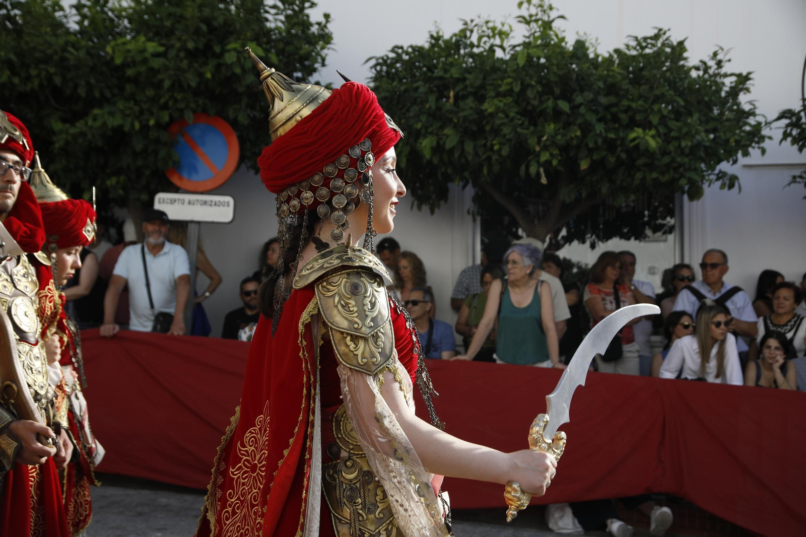 El gran desfile de Moros y Cristianos de Mojácar, en imágenes